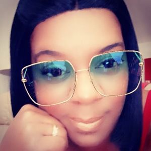 Meet your Posher, Mrs audrey